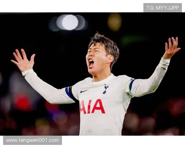 足球明星文化水平引发争议是否应被低估与偏见的思考