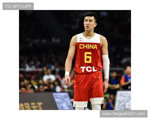 成都篮球队在世界杯预选赛积分榜上以52分稳居第一名展现强劲实力